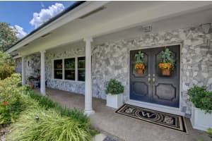 921 SW 33rd Pl, Boynton Beach, FL 33435, Sold 09/13/22