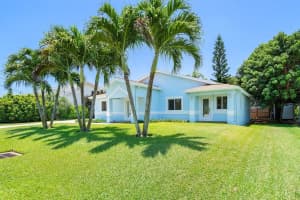 2748 Northside Dr, Lake Worth, FL 33462, Sold 09/06/22