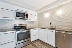 114 1st Ln, Palm Beach Gardens, FL 33418, Sold 10/18/22