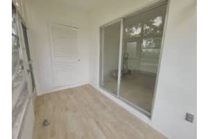 2600 SE Ocean Blvd APT B7, Stuart, FL 34996, Sold 08/17/22