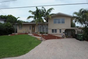 2424 Sugar Loaf Lane, Fort Lauderdale, Florida 33312