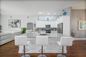 9262 Emily Cir, Lake Worth, FL 33467, Sold 07/29/22