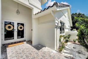 9816 Sun Pointe Dr, Boynton Beach, FL 33437, Sold 08/23/22