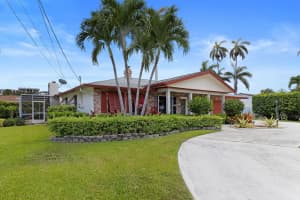 634 Riviera Dr, Boynton Beach, FL 33435, Sold 11/29/22