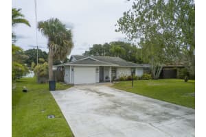 296 17th Ave, Vero Beach, FL 32962, Sold 08/29/22