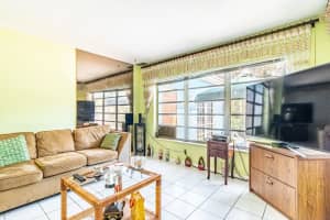 269 SW 12th St, Boca Raton, FL 33432, Sold 10/14/22