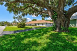 145 SE Turtle Creek Dr, Tequesta, FL 33469, Sold 08/15/22