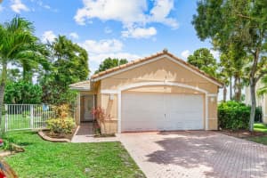 6284 Willoughby Cir, Lake Worth, FL 33463, Sold 09/09/22