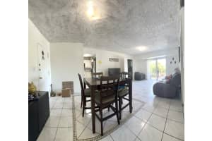 4707 NW 7th St Apt 303-8, Miami, FL 33126, Sold 08/19/22