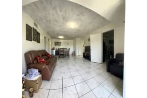 4707 NW 7th St Apt 303-8, Miami, FL 33126, Sold 08/19/22