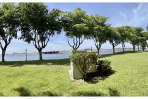 4803 NW 7th St Apt 405-14, Miami, FL 33126, Sold 08/24/22