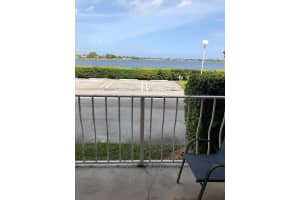 480 Executive Center Dr, West Palm Beach, FL 33401, Sold 12/06/22