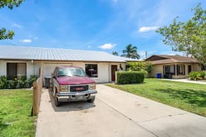 1120 SE St Lawrence Way, Stuart, FL 34997, Sold 07/29/22