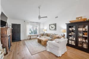 602 NW 11th St, Boynton Beach, FL 33426, Sold 08/15/22