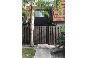 2204 White Pine Cir b, Greenacres, FL 33415, Sold 07/29/22