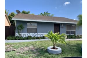 6130 Blue Grass Cir, Lake Worth, FL 33463, Sold 08/15/22