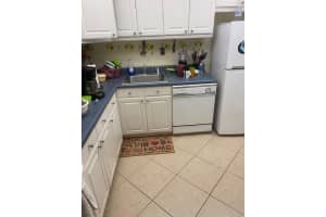 480 Executive Center Dr #4h, West Palm Beach, FL 33401, Sold 08/01/22