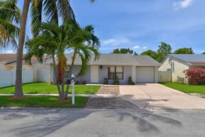 5964 Triphammer Rd, Greenacres, FL 33463, Sold 08/12/22