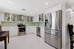 501 SW 11th Pl #206, Boca Raton, FL 33432, Sold 07/27/22