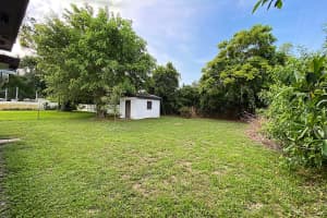 1975 1st Pl SW, Vero Beach, FL 32962, Sold 08/12/22