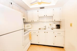 2929 SE Ocean Blvd 146 7, Stuart, FL 34996, Sold 07/15/22