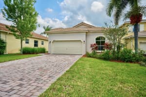6212 Santa Margarito Dr, Fort Pierce, FL 34951, Sold 08/30/22