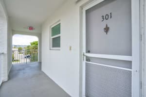 236 Castlewood Dr, North Palm Beach, FL 33408, Sold 10/18/22