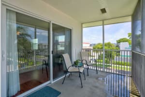 236 Castlewood Dr, North Palm Beach, FL 33408, Sold 10/18/22