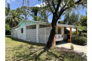 1749 NW Sunset Blvd, Jensen Beach, FL 34957, Sold 07/15/22