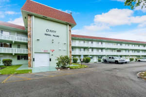 3200 Springdale Blvd APT 112, Palm Springs, FL 33461, Sold 07/29/22