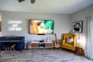 210 Crestwood Cir APT 103, Royal Palm Beach, FL 33411, Sold 09/30/22