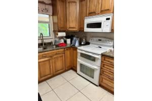 341 Sandpiper Ave, Royal Palm Beach, FL 33411, Sold 08/08/22