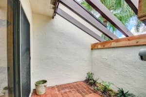 7581 English Ct a, Lake Worth, FL 33467, Sold 08/22/22