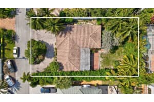 300 NE Spanish Trail, Boca Raton, FL 33432, Sold 08/18/22