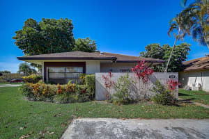 5384 Mendoza Street West Palm Beach, FL 33415 Sold 02/23/23