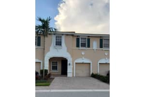 177 SW Otter Run Pl, Stuart, FL 34997, Sold 07/26/22