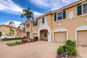 177 SW Otter Run Pl, Stuart, FL 34997, Sold 07/26/22