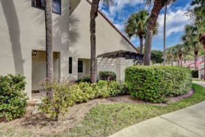 203 Sea Oats Dr, Juno Beach, FL 33408, Sold 10/06/22