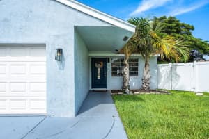 5 Whitehall Way, Boynton Beach, FL 33436, Sold 08/16/22