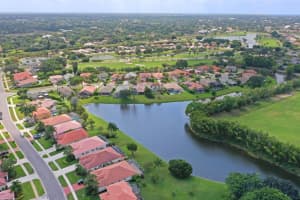 1593 S Club Dr, Wellington, FL 33414, Sold 08/10/22