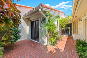 19872 Dean Dr, Boca Raton, FL 33434, Sold 09/19/22