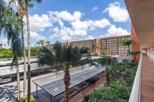 7360 S Oriole Blvd, Delray Beach, FL 33446, Sold 10/20/22