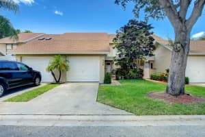 704 Maplewood Dr, Greenacres, FL 33415, Sold 10/20/22
