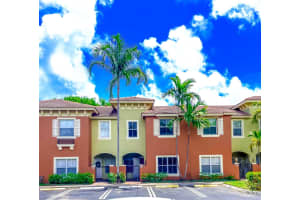 216  Lake Monterey Circle, Boynton Beach, FL 33426 Sold 10/28/22