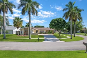 5206 Woodstone Cir S, Lake Worth, FL 33463, Sold 08/05/22