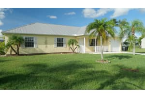 1562 SE Arenson Ln, Port St. Lucie, FL 34952, Sold 08/16/22