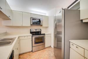 3890 Victoria Dr, West Palm Beach, FL 33406, Sold 11/14/22