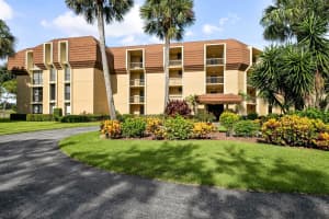 5350 Woodland Lakes Dr APT 212, Palm Beach Gardens, FL 33418, Sold 08/02/22