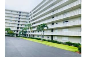 801 Lake Shore Dr APT 111, West Palm Beach, FL 33403, Sold 08/31/22