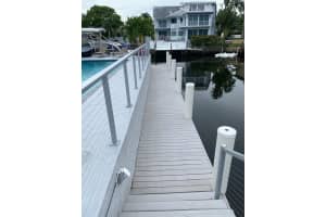 727 Coventry St, Boca Raton, FL 33487, Sold 08/10/22